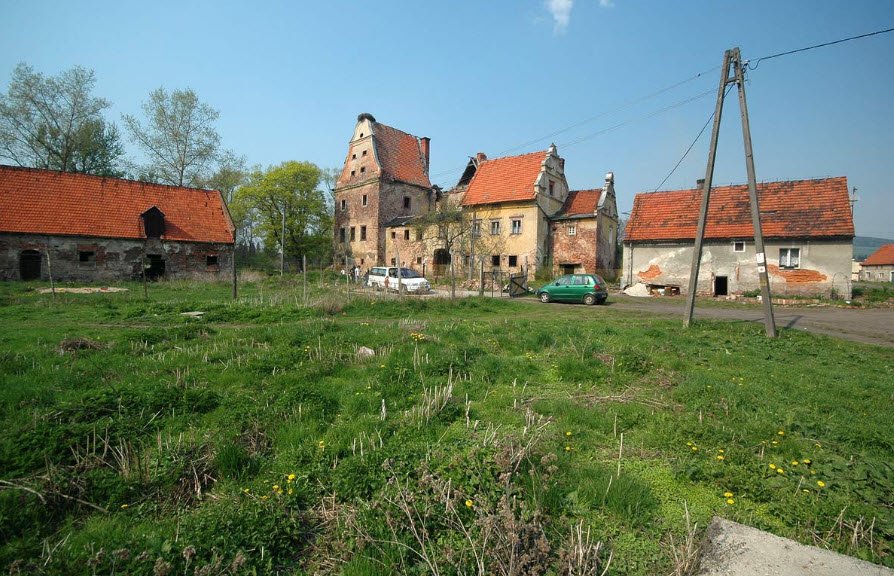 Castle Kapitanowo. Foundation, Ścinawka Średnia, Poland, Poland